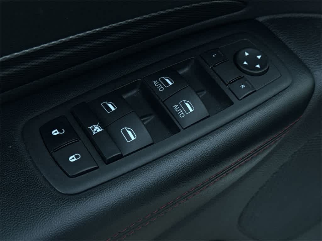 Thumbnail: 2023 Dodge Durango - 27