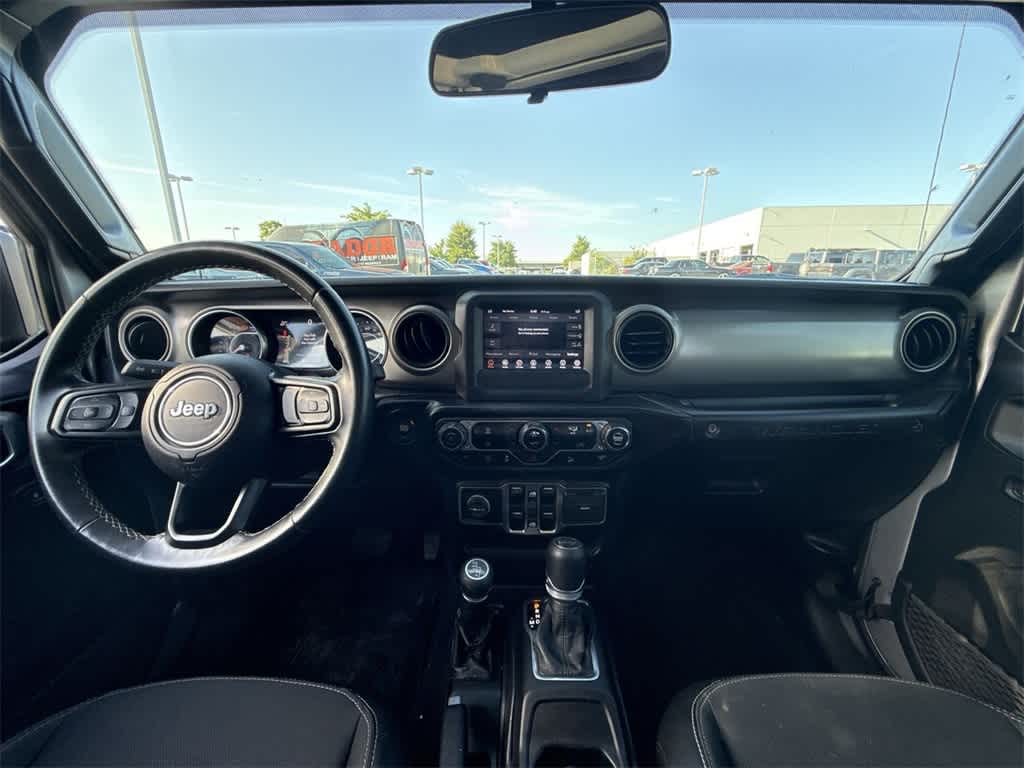 Thumbnail: 2020 Jeep Wrangler - 15