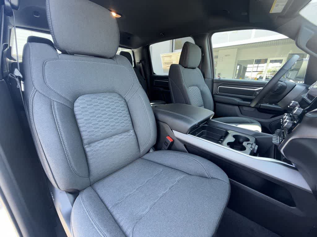 Thumbnail: 2026 RAM 1500 - 13