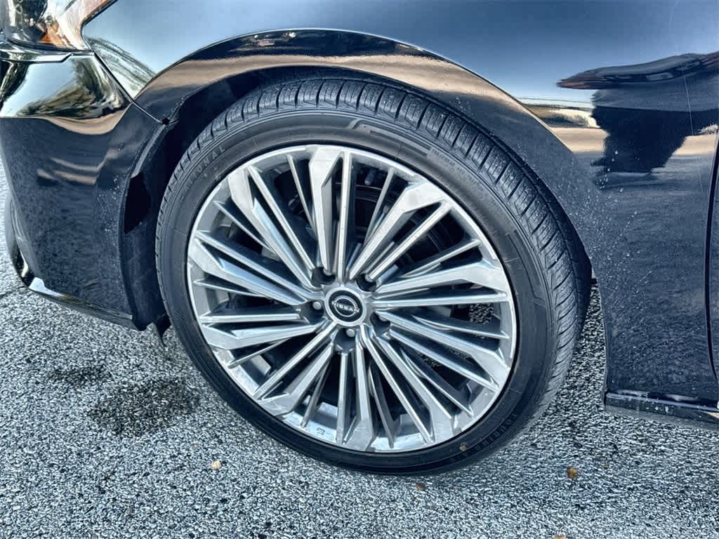 Thumbnail: 2023 Nissan Altima - 9