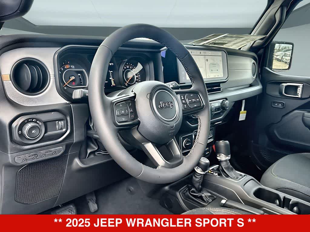Thumbnail: 2025 Jeep Wrangler - 2