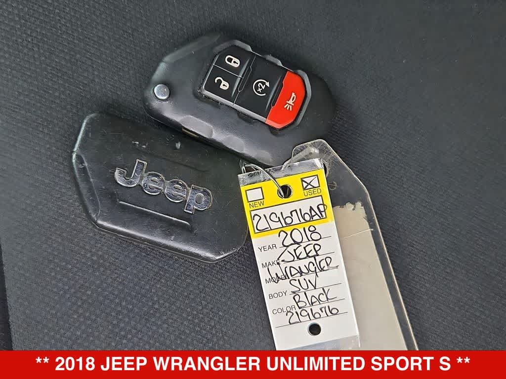 Thumbnail: 2018 Jeep Wrangler - 35