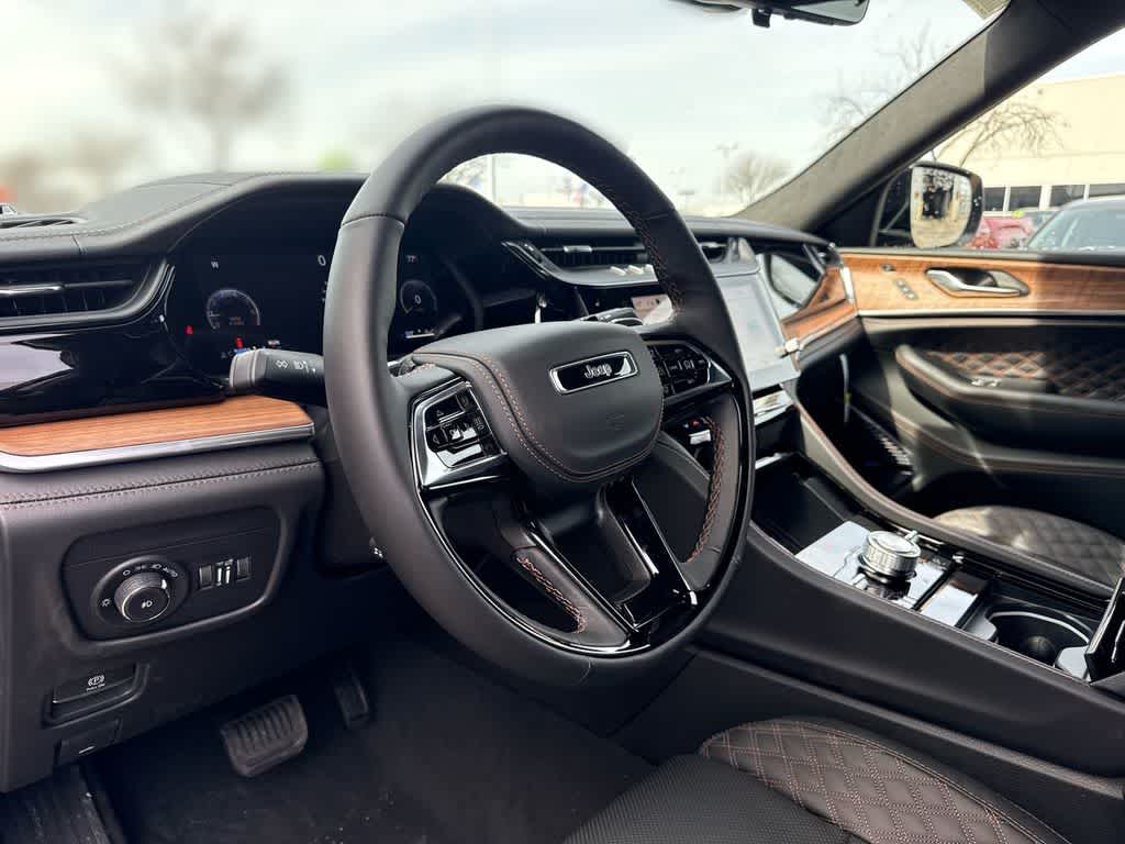 Thumbnail: 2026 Jeep Grand Cherokee - 2