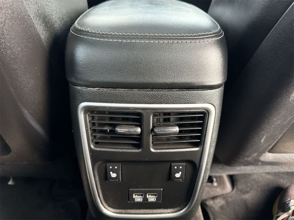 Thumbnail: 2019 Dodge Charger - 23