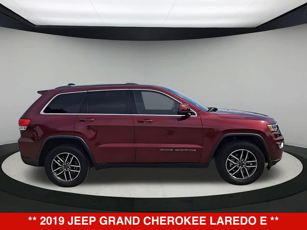 Thumbnail: 2019 Jeep Grand Cherokee - 9