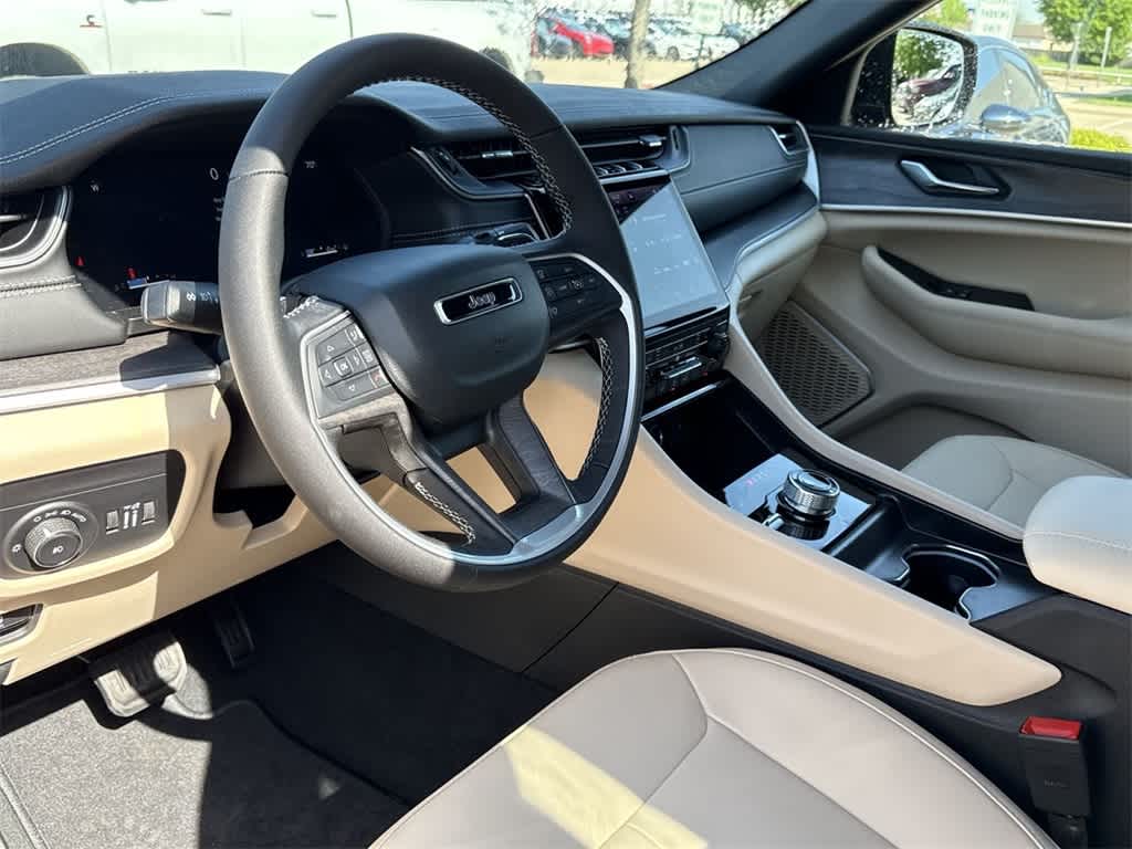 Thumbnail: 2025 Jeep Grand Cherokee - 2