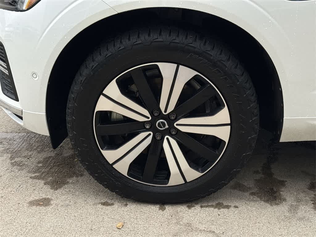 Thumbnail: 2023 Volvo XC60 - 8