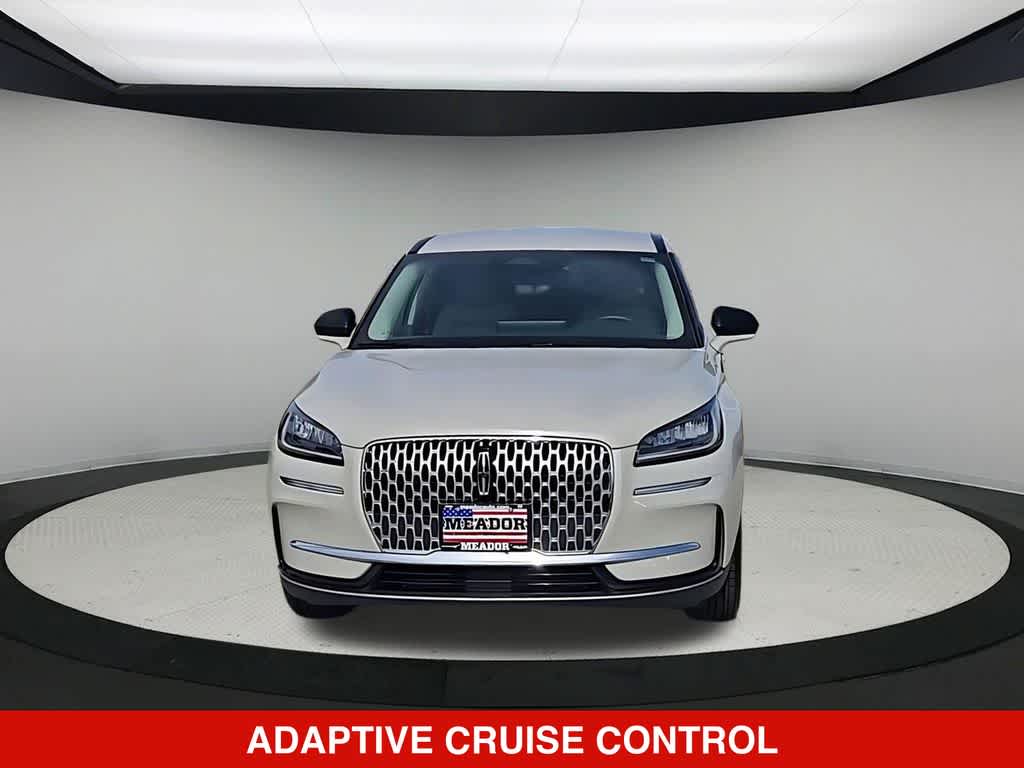 Thumbnail: 2023 Lincoln Corsair - 3