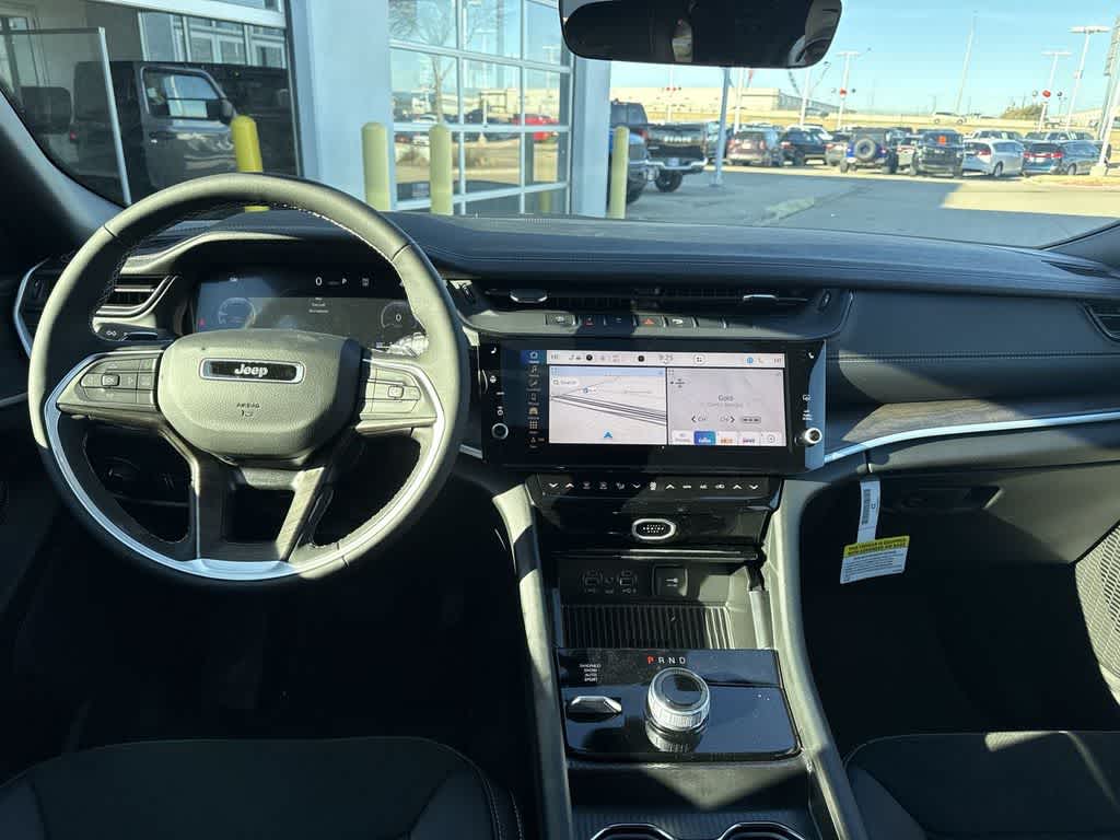 Thumbnail: 2026 Jeep Grand Cherokee - 15