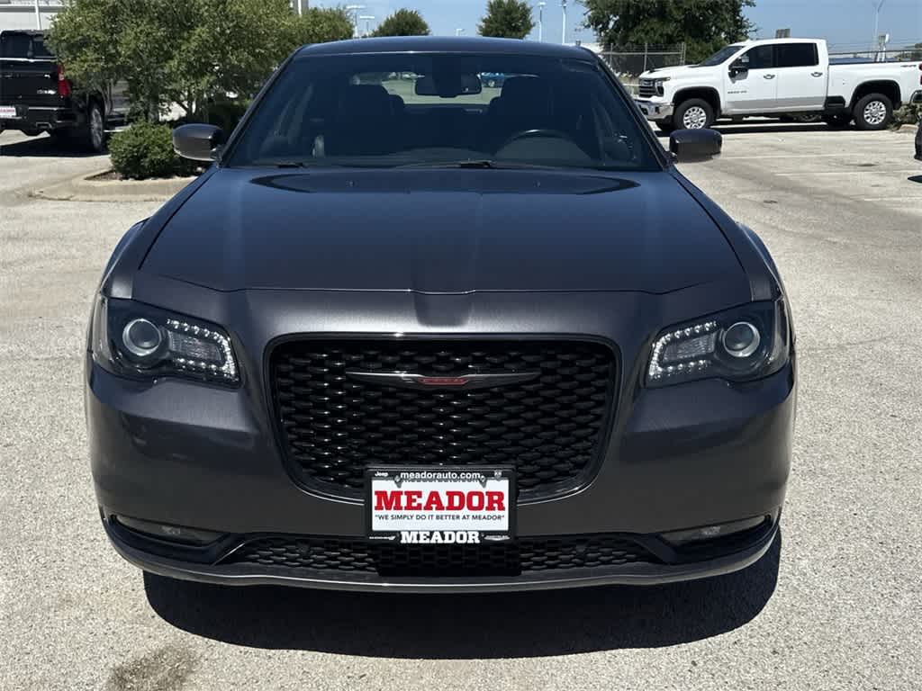 Thumbnail: 2021 Chrysler 300 - 6