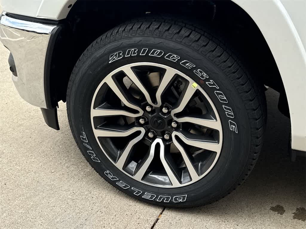 Thumbnail: 2026 RAM 1500 - 8