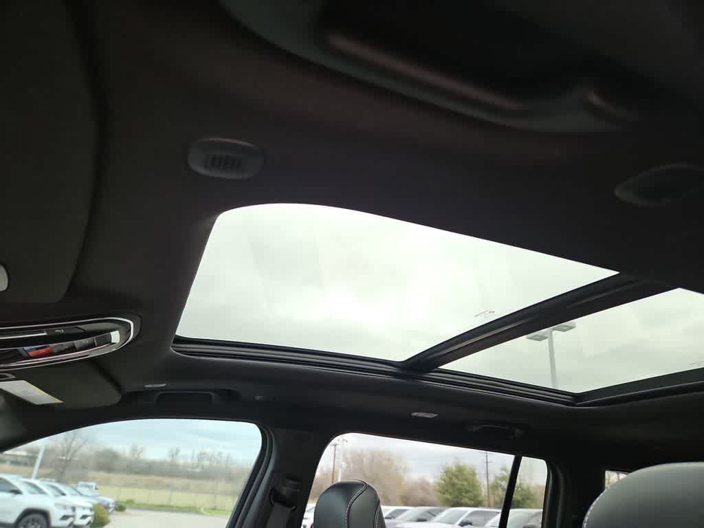 Thumbnail: 2026 Jeep Grand Cherokee L - 20