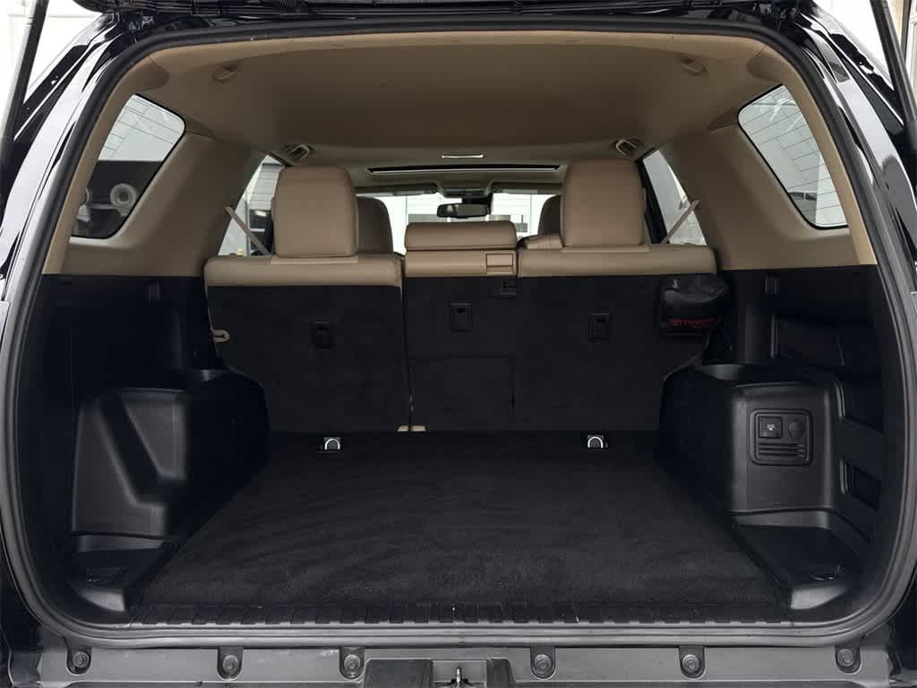 Thumbnail: 2021 Toyota 4Runner - 23