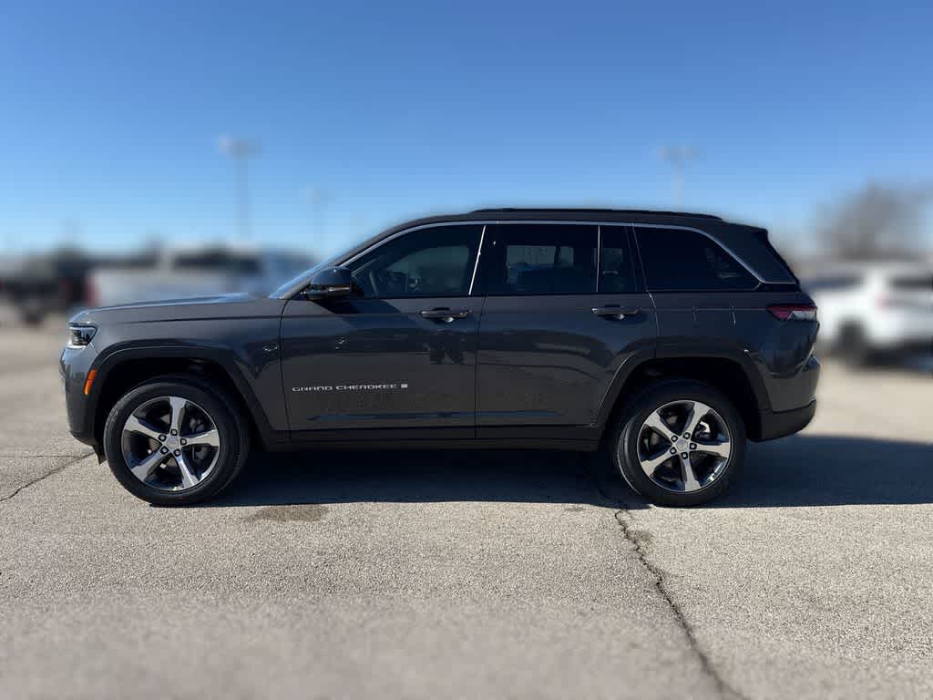 Thumbnail: 2026 Jeep Grand Cherokee - 3