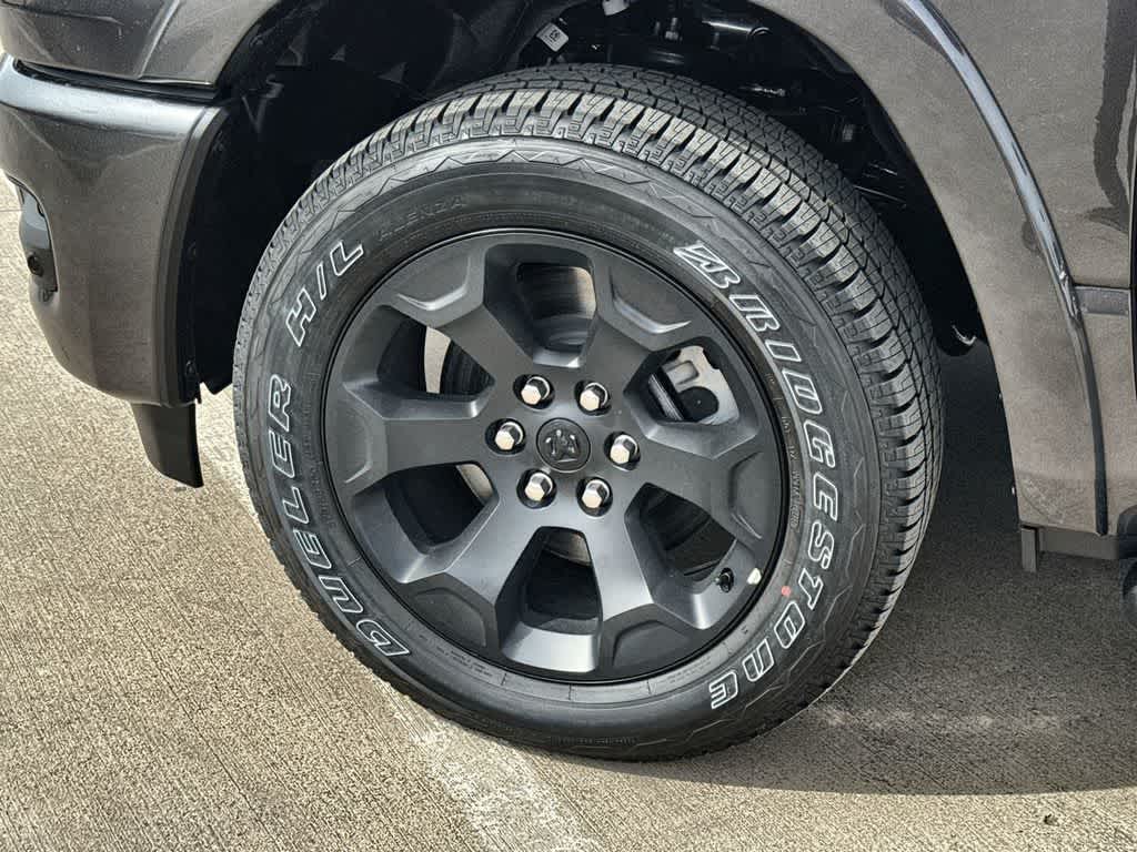 Thumbnail: 2026 RAM 1500 - 9