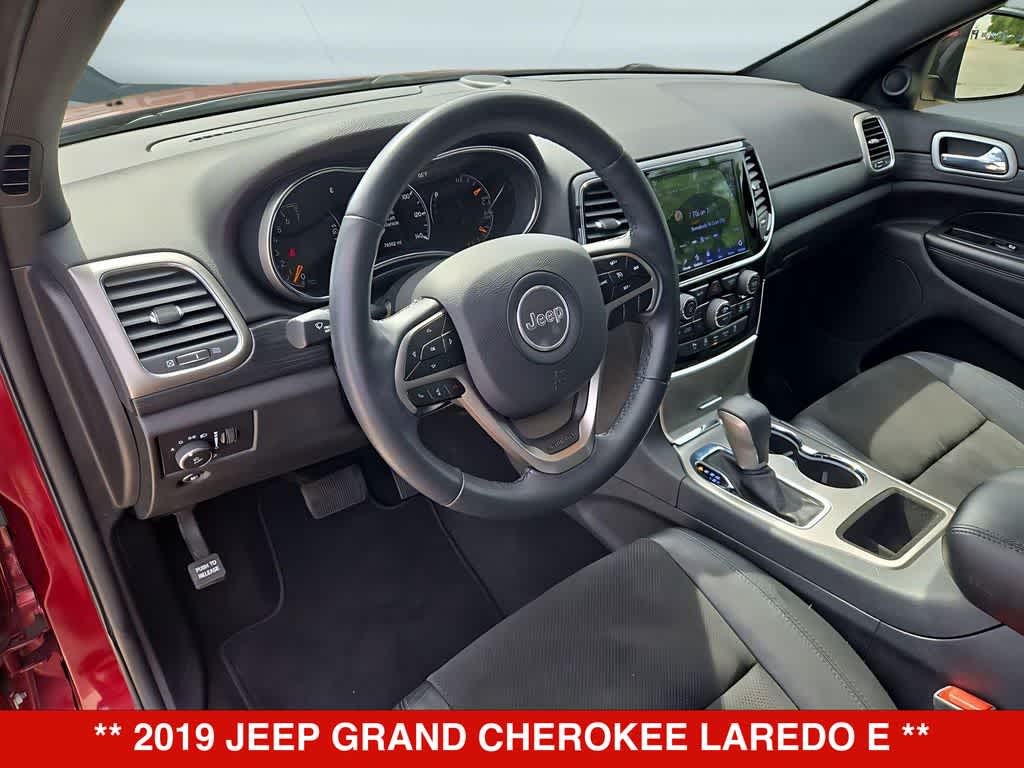 Thumbnail: 2019 Jeep Grand Cherokee - 10