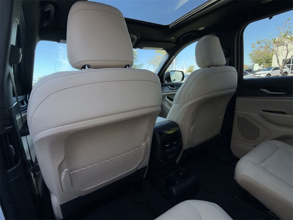 Thumbnail: 2025 Jeep Grand Cherokee L - 11