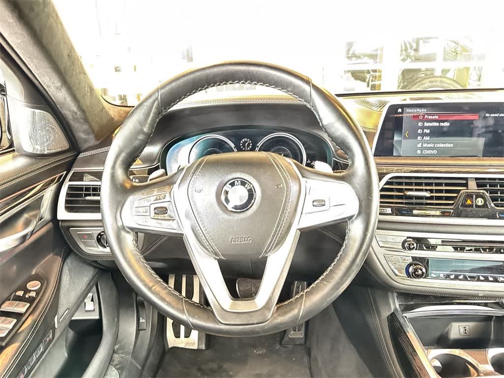 Thumbnail: 2018 BMW 7 Series - 18