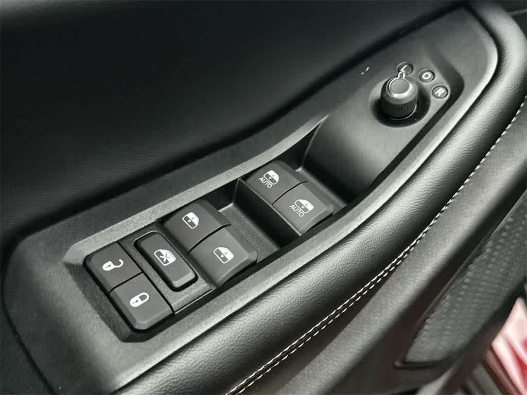 Thumbnail: 2025 Jeep Grand Cherokee - 23