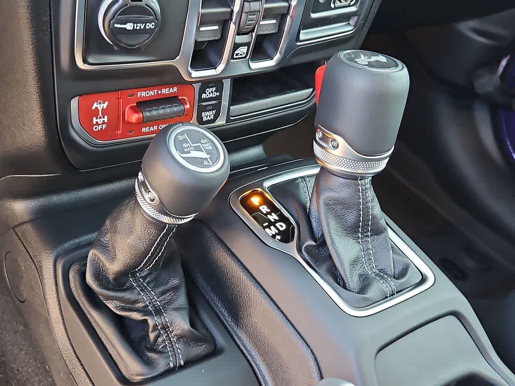 Thumbnail: 2026 Jeep Wrangler - 32