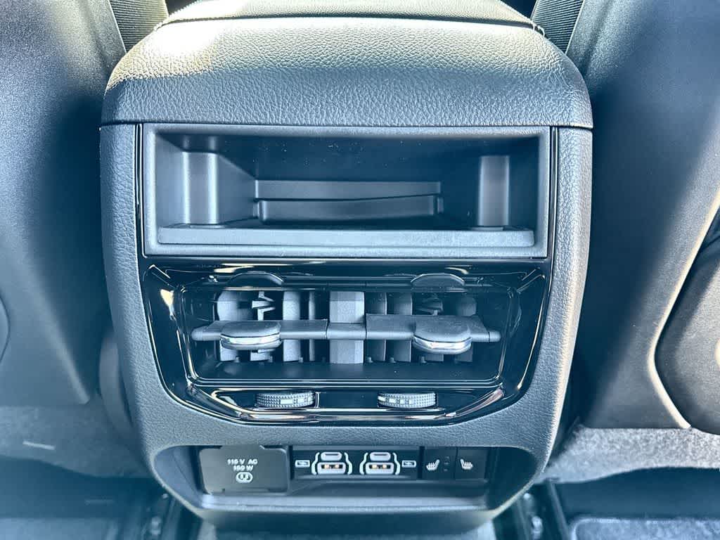 Thumbnail: 2025 Jeep Grand Cherokee - 22