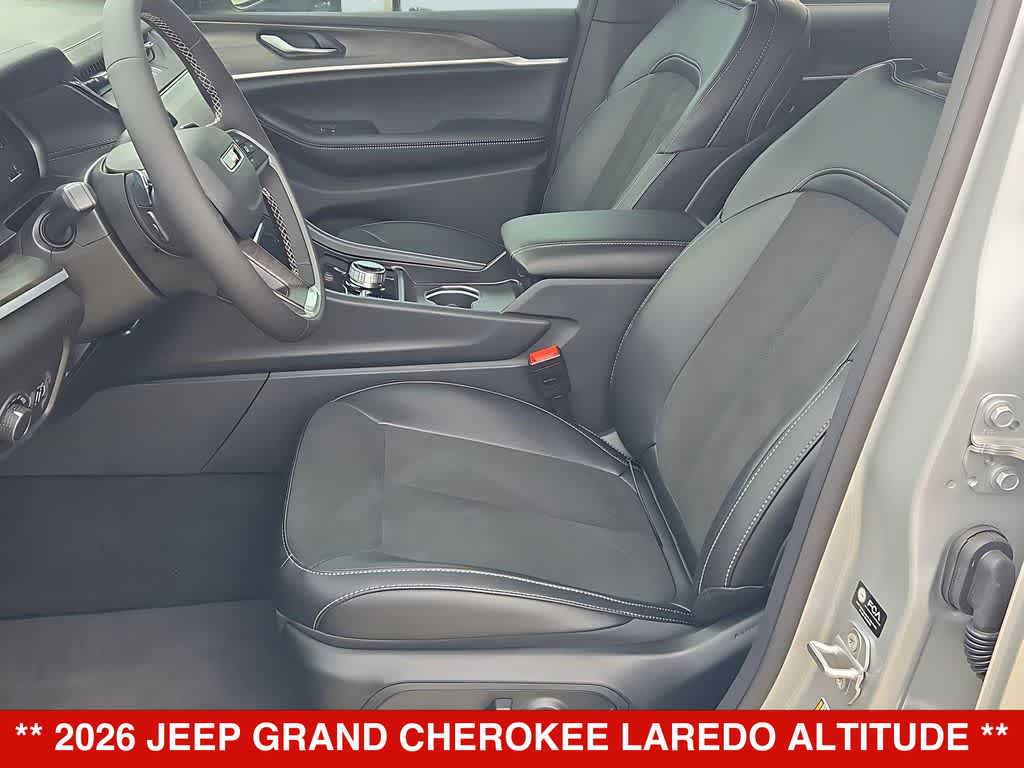 Thumbnail: 2026 Jeep Grand Cherokee - 17