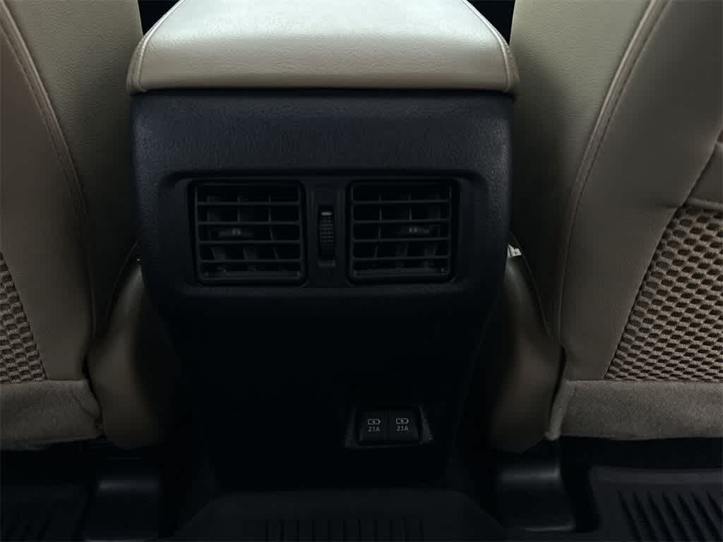 Thumbnail: 2021 Toyota 4Runner - 22