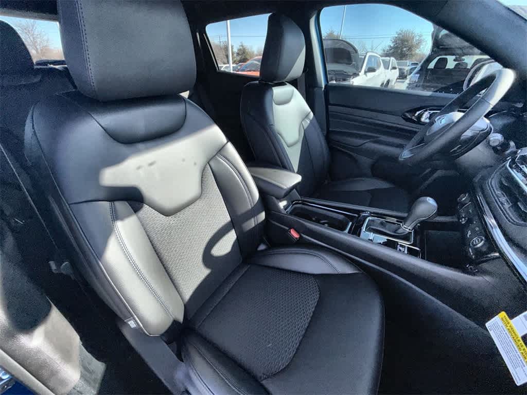 Thumbnail: 2026 Jeep Compass - 15