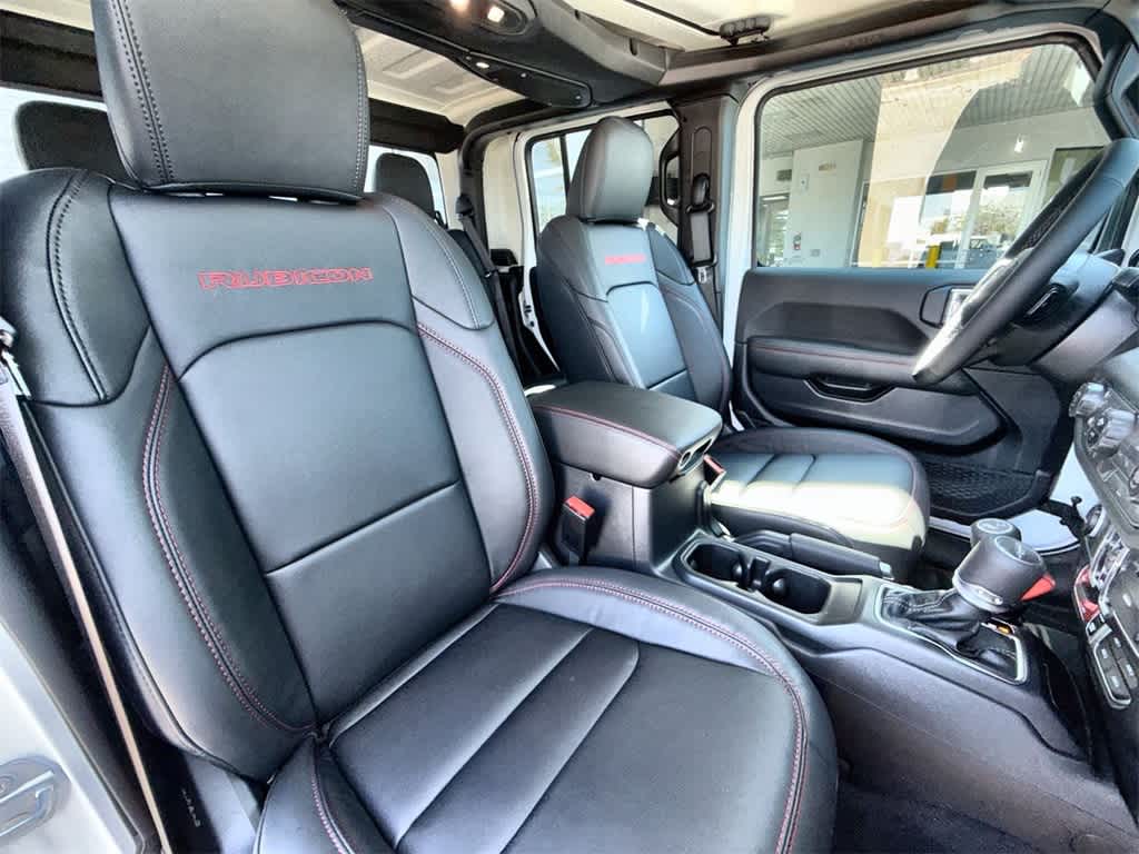 Thumbnail: 2025 Jeep Gladiator - 14