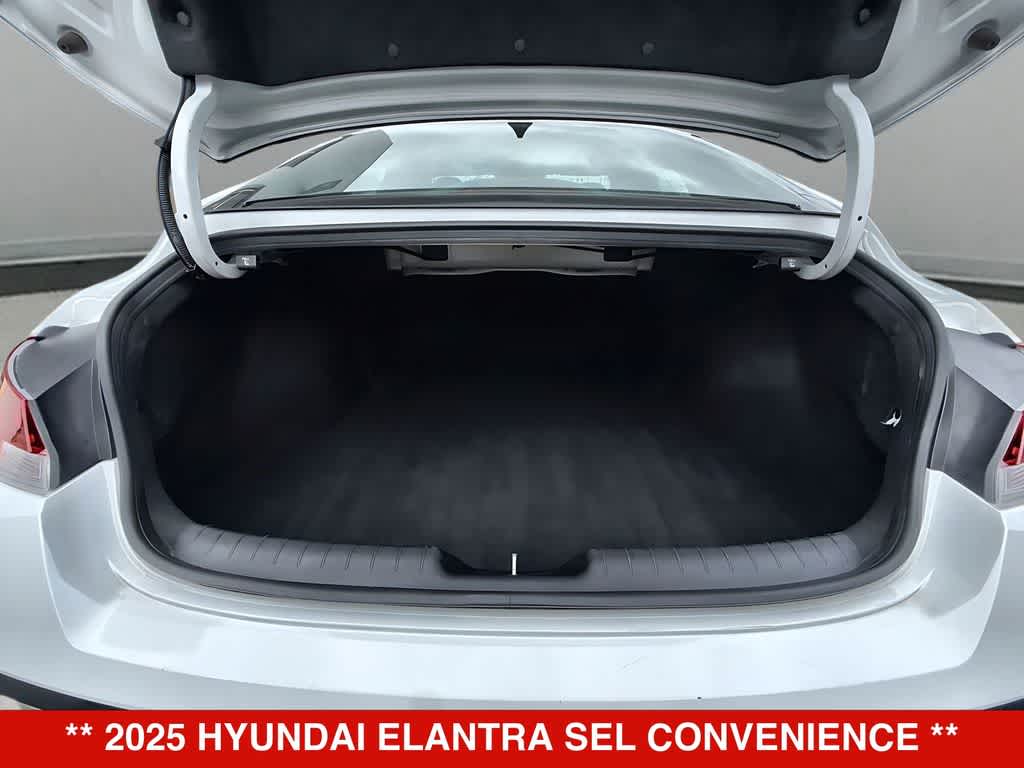 Thumbnail: 2025 Hyundai Elantra - 22