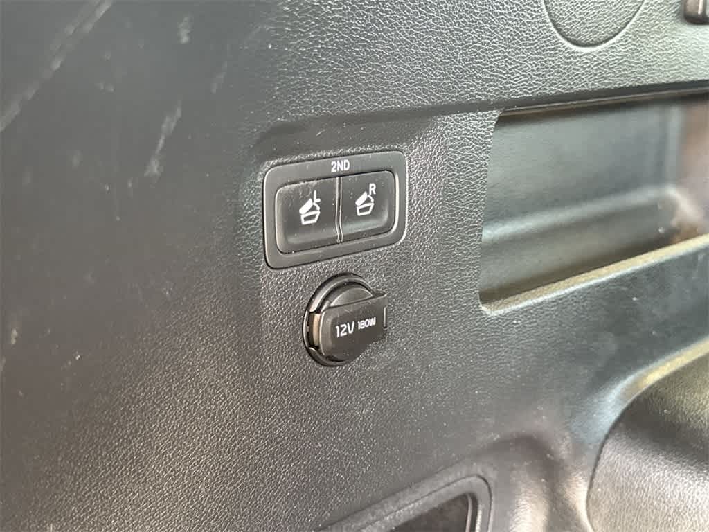 Thumbnail: 2023 Kia Telluride - 23