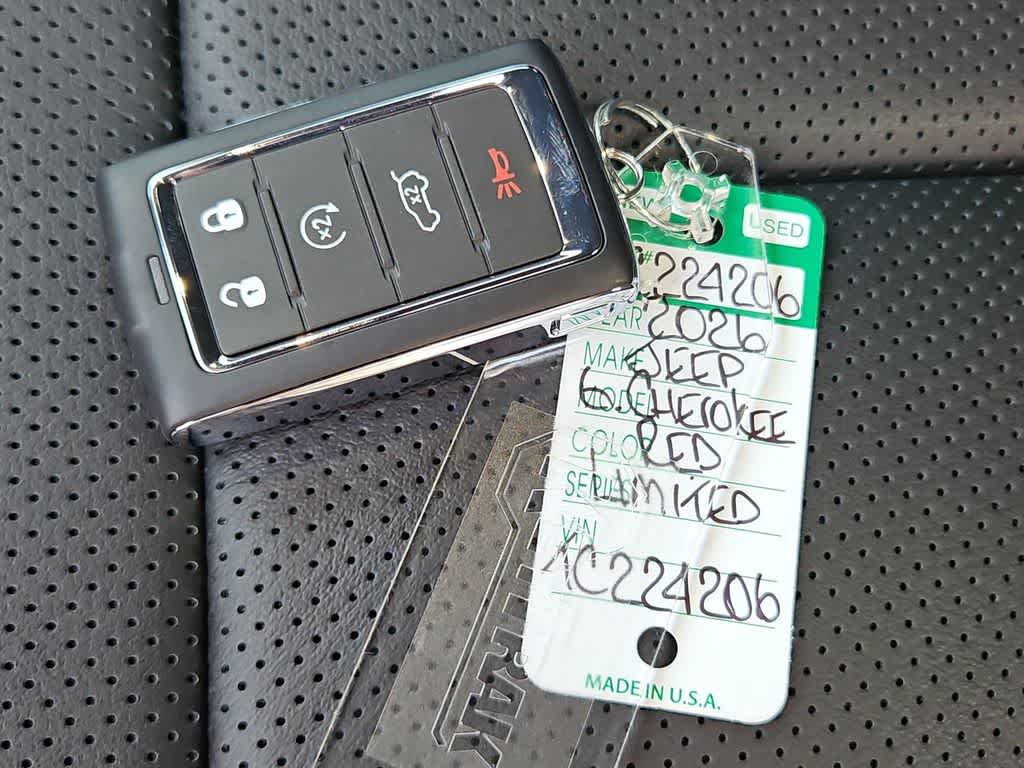 Thumbnail: 2026 Jeep Grand Cherokee - 37