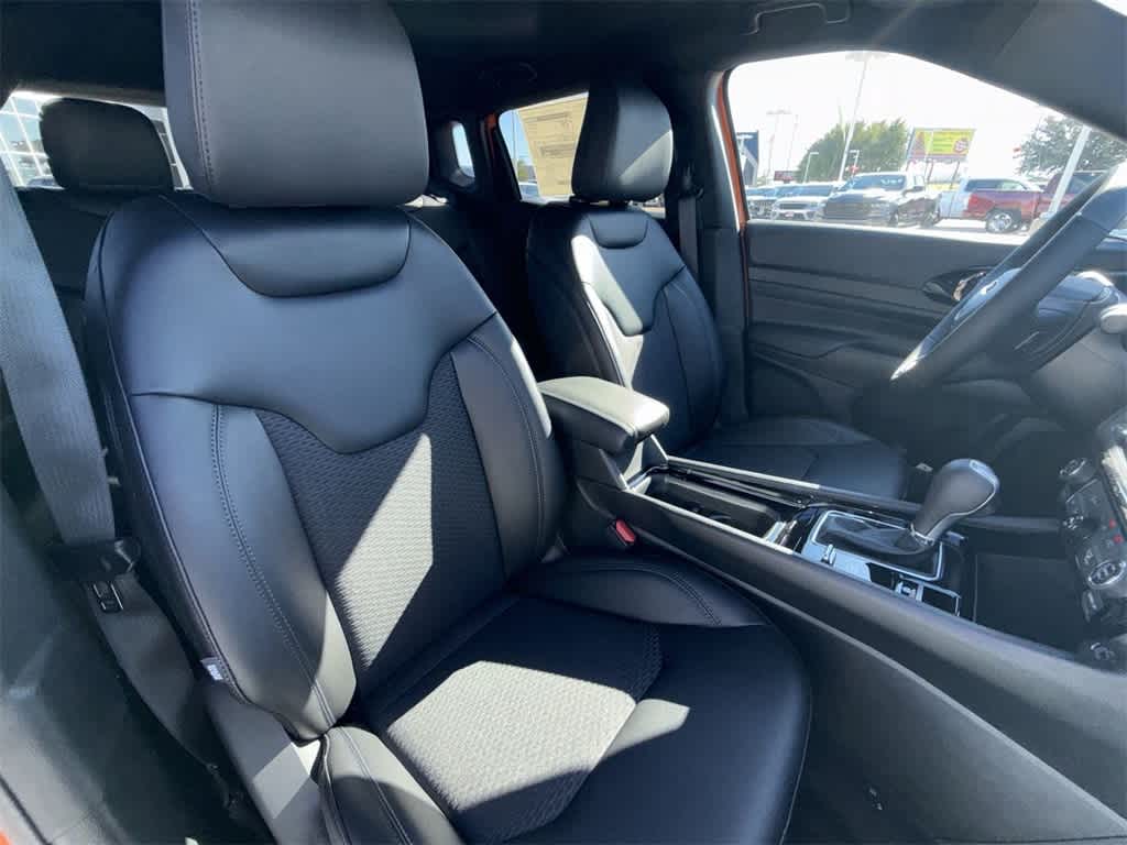 Thumbnail: 2026 Jeep Compass - 14