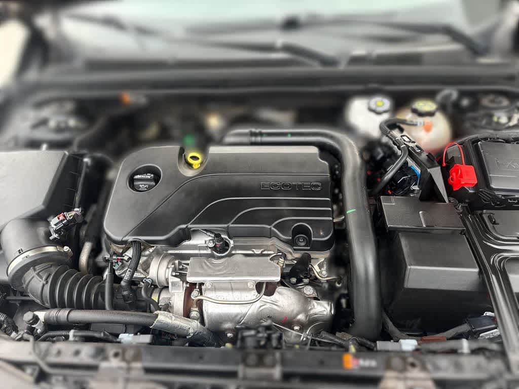 Thumbnail: 2024 Chevrolet Malibu - 10