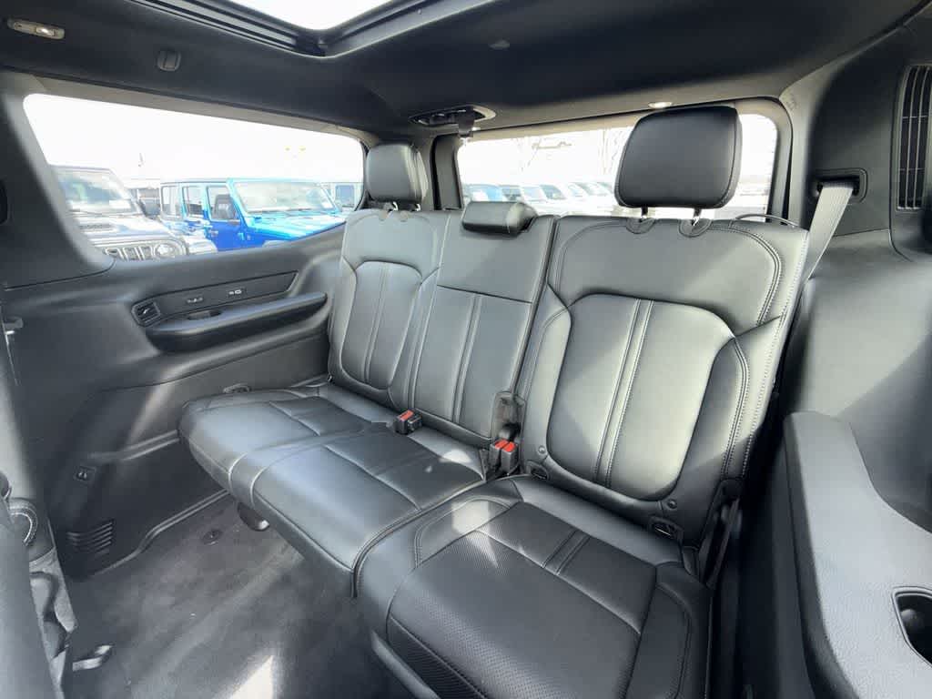 Thumbnail: 2025 Jeep Wagoneer - 14