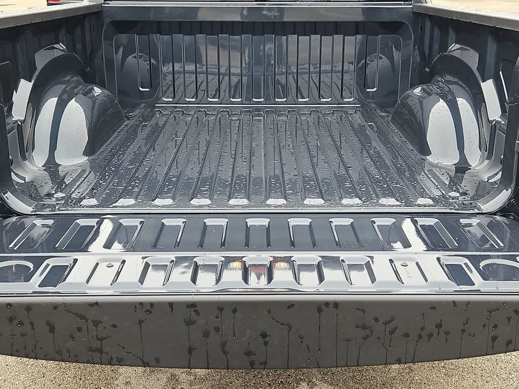 Thumbnail: 2026 RAM 1500 - 33