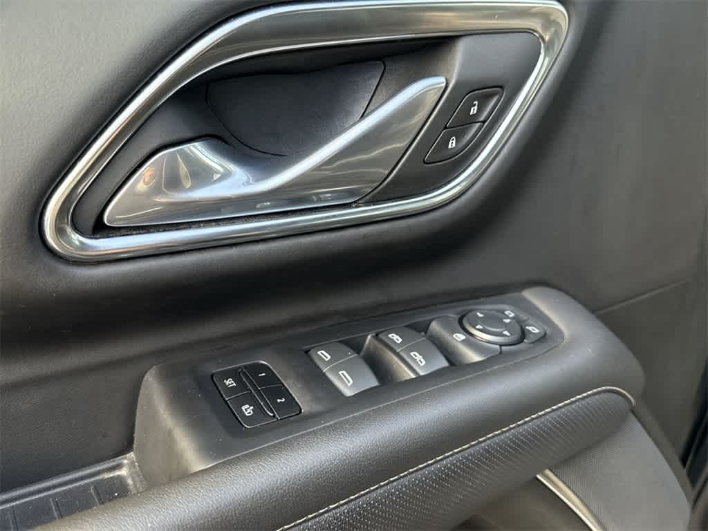 Thumbnail: 2024 GMC Yukon - 25