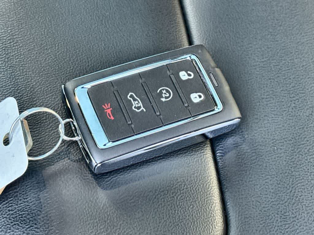 Thumbnail: 2026 Jeep Grand Cherokee - 24