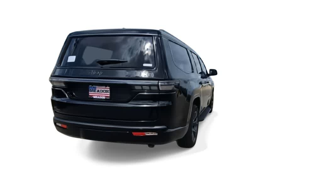 Thumbnail: 2026 Jeep Grand Wagoneer - 6