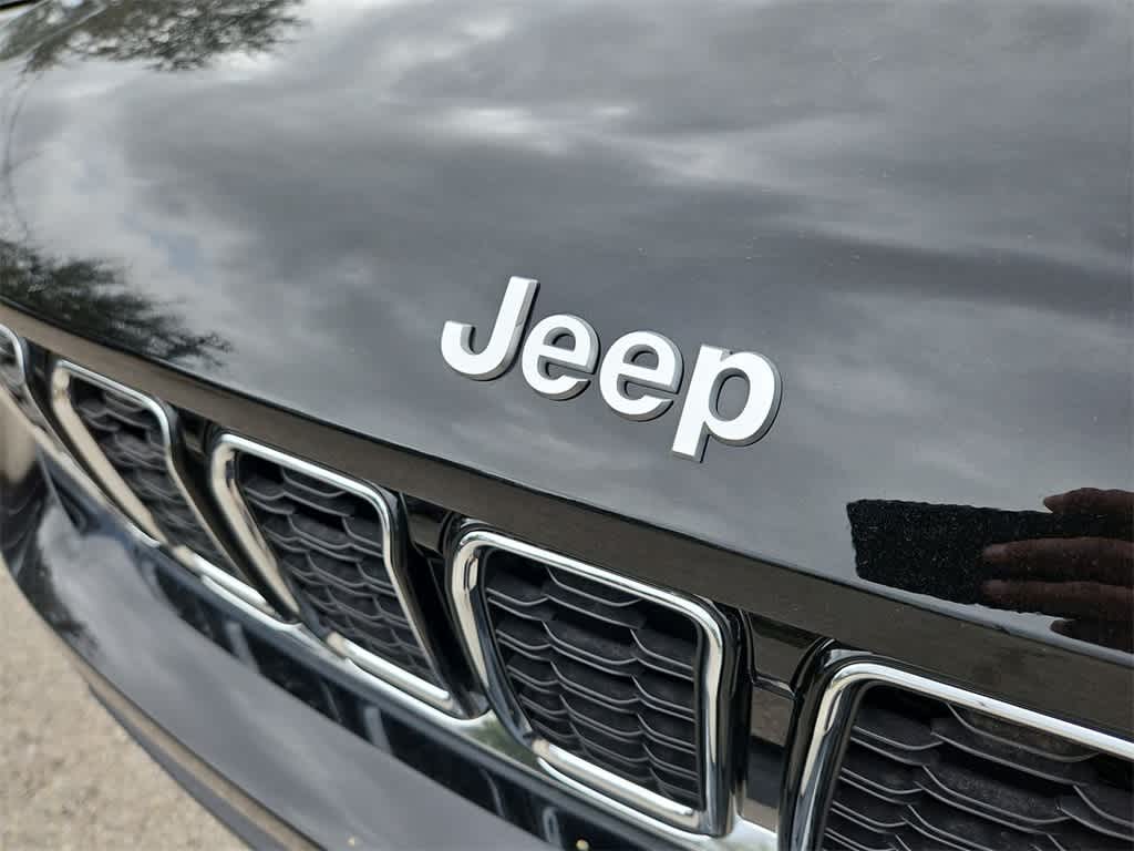 Thumbnail: 2025 Jeep Grand Cherokee L - 12