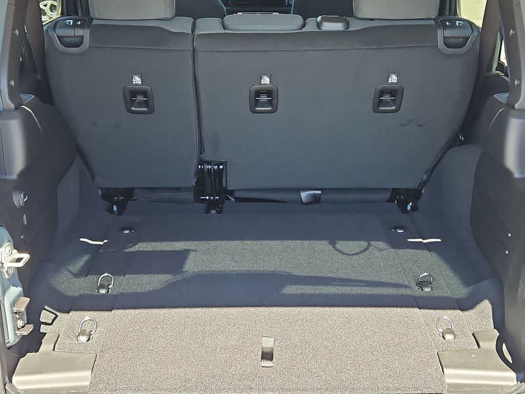 Thumbnail: 2025 Jeep Wrangler - 34
