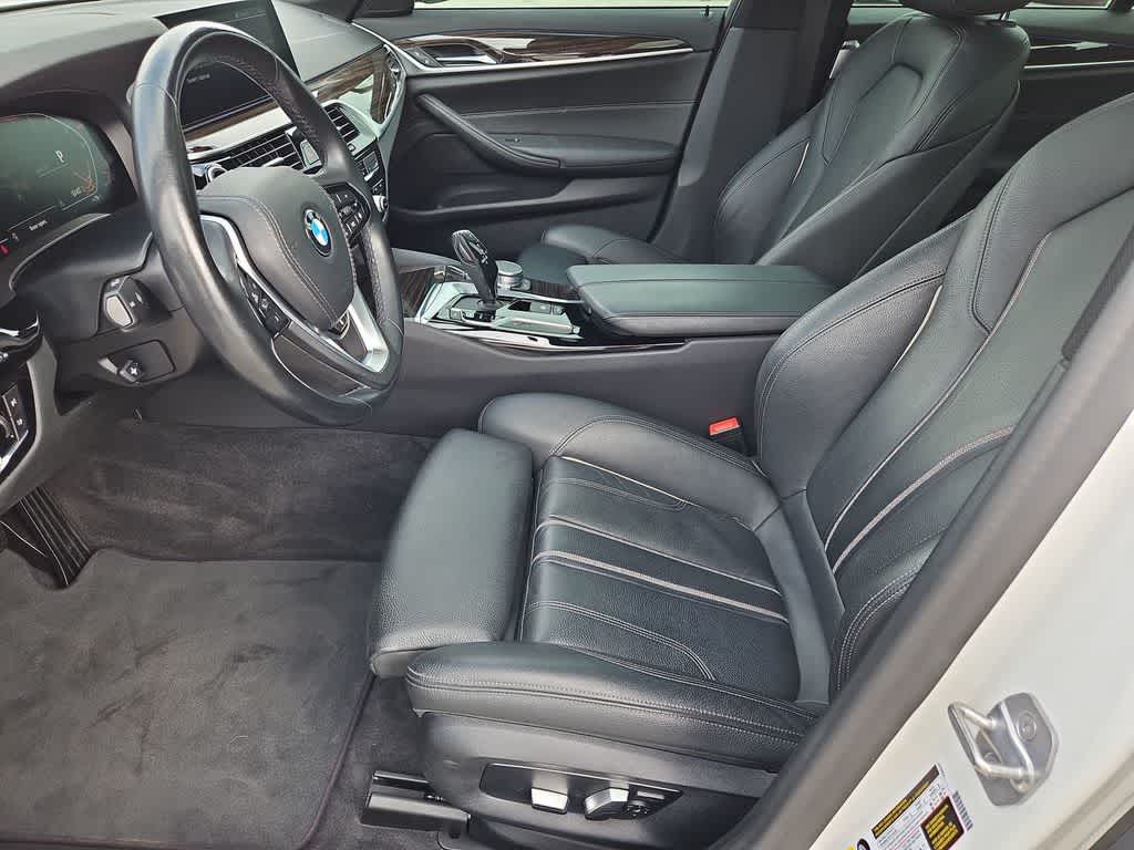 Thumbnail: 2020 BMW 5 Series - 17