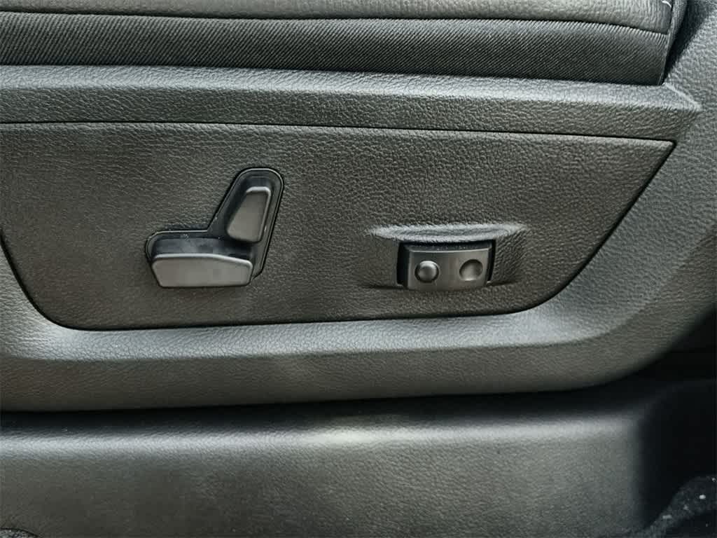 Thumbnail: 2025 RAM 2500 - 24