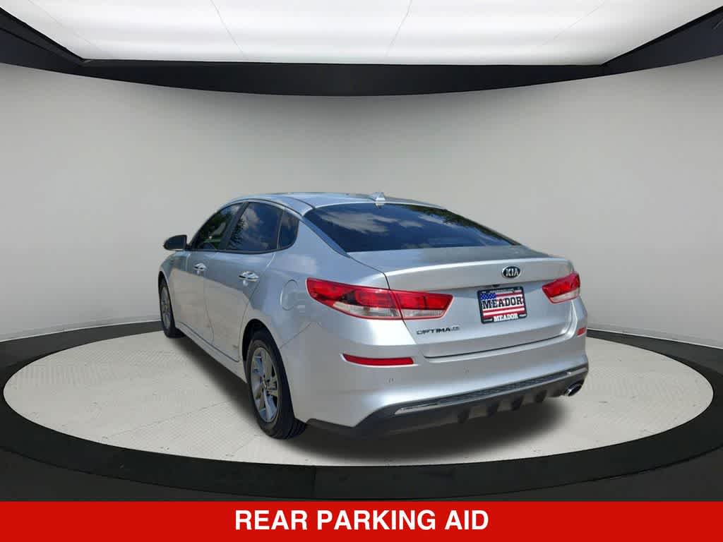 Thumbnail: 2019 Kia Optima - 4