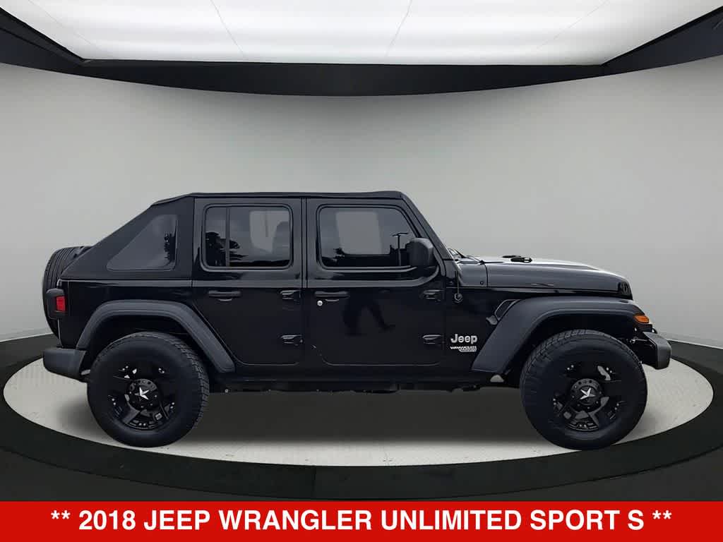 Thumbnail: 2018 Jeep Wrangler - 9