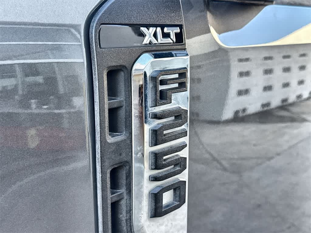 Thumbnail: 2025 Ford F-250 - 8