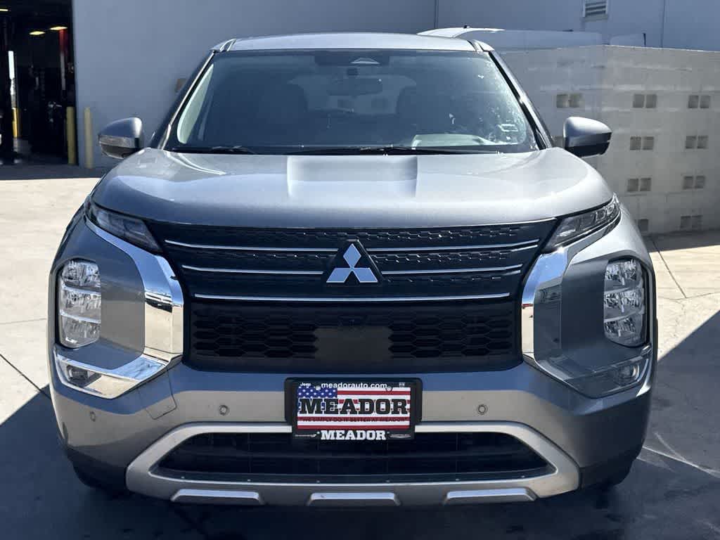 Thumbnail: 2024 Mitsubishi Outlander - 7