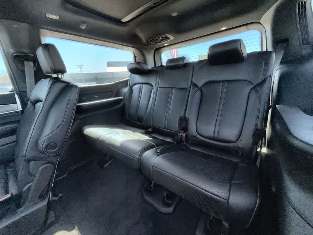 Thumbnail: 2025 Jeep Wagoneer - 14