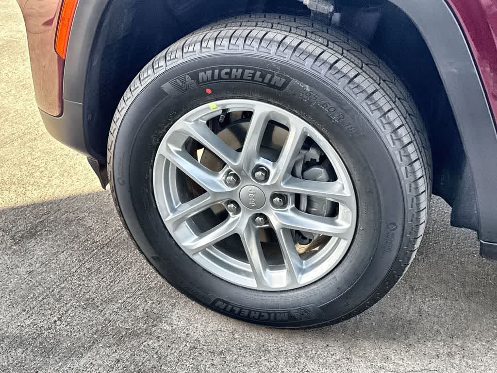 Thumbnail: 2026 Jeep Grand Cherokee L - 9