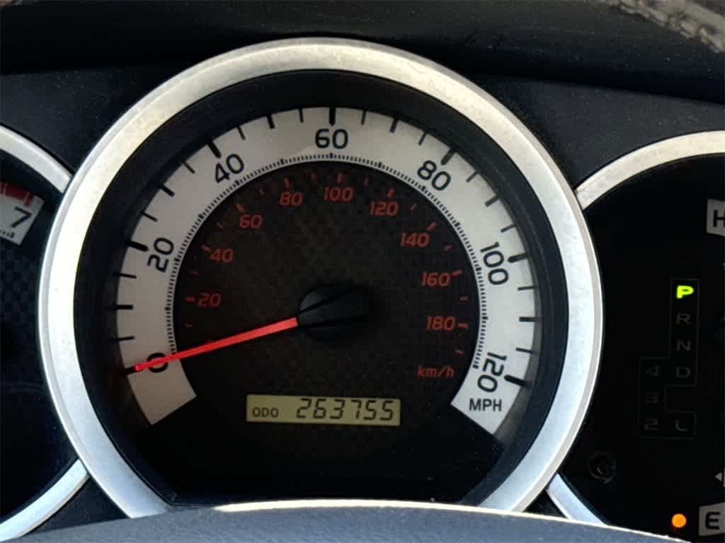 Thumbnail: 2013 Toyota Tacoma - 18